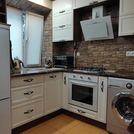 Comfortable Apartment Kremenčuk Esterno foto